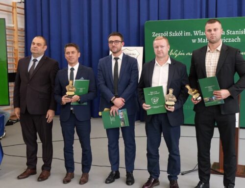 CARGOTOR wśród gości szkolnej uroczystości